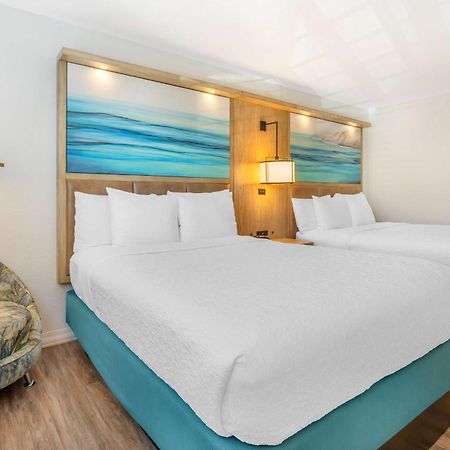 Best Western Plus Capitola By-The-Sea Inn & Suites Exterior photo