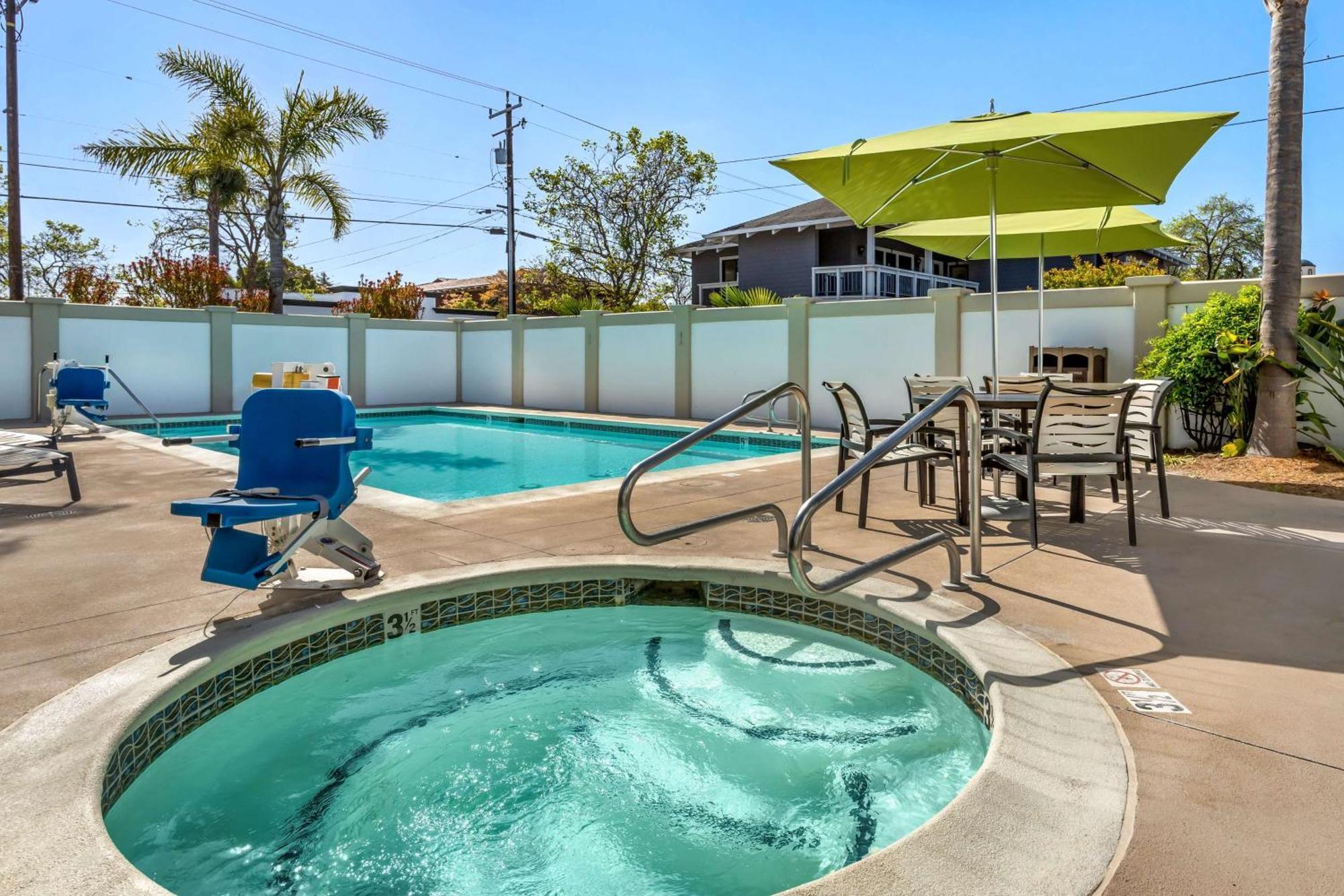 Best Western Plus Capitola By-The-Sea Inn & Suites Exterior photo